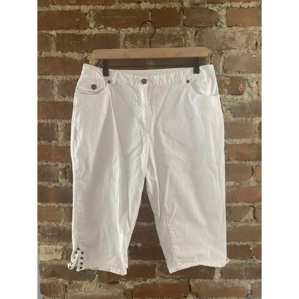 Hearts of Palm Petites White Capri Pants Shorts 12P